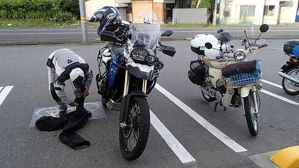 白ヤギさんとＦ８００ＧＳ